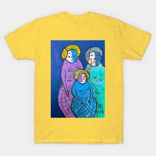 Pregnant family #2 T-Shirt